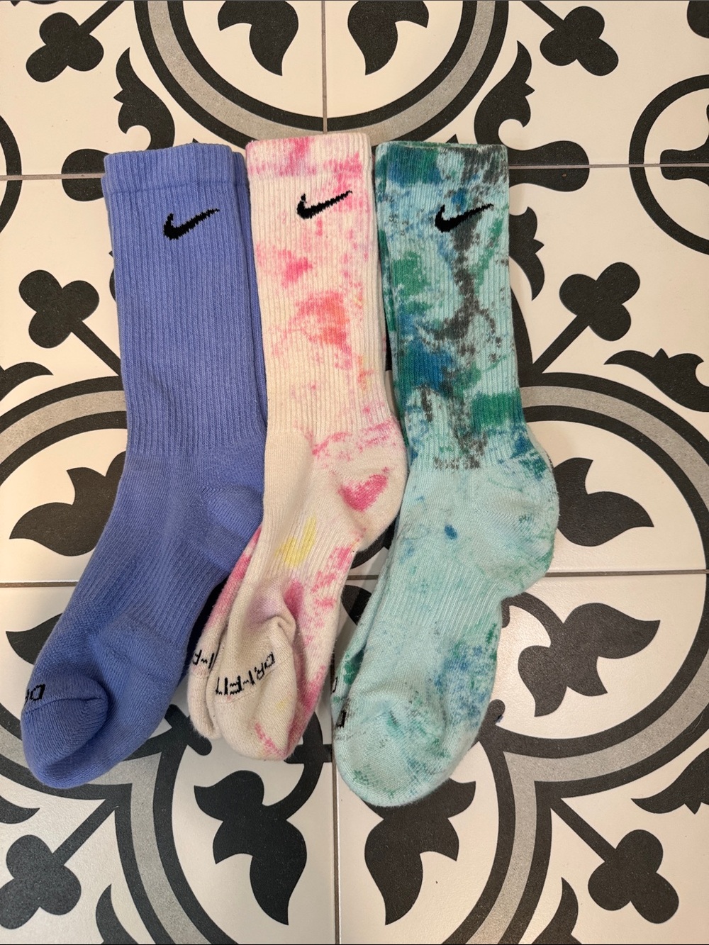 Nike Men's Tie-Dye Crew Socks - Blue, Pink, Aqua (3-Pack)